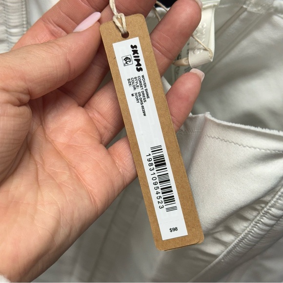 SKIMS skims woven shine corset dress ivory - Picture 10 of 11